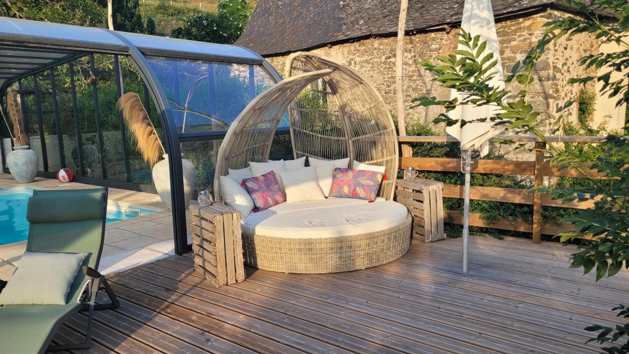 Manoir Des Pelies Spa Conques Exterior photo