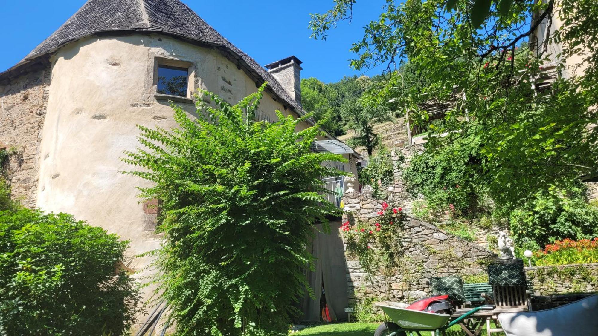 Manoir Des Pelies Spa Conques Exterior photo